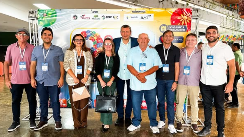A Câmara Municipal de Vereadores de Santa Luzia marcou presença no 9º Congresso Regional de Gestores Públicos, realizado em Campina Grande-PB.