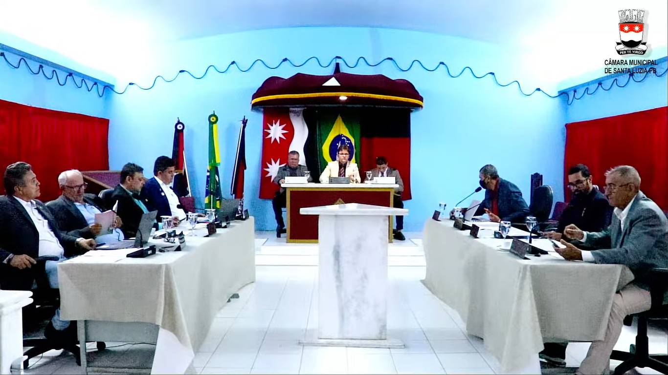 Vereadores aprovam lei que institui o Regime de Previdência Complementar, em Santa Luzia