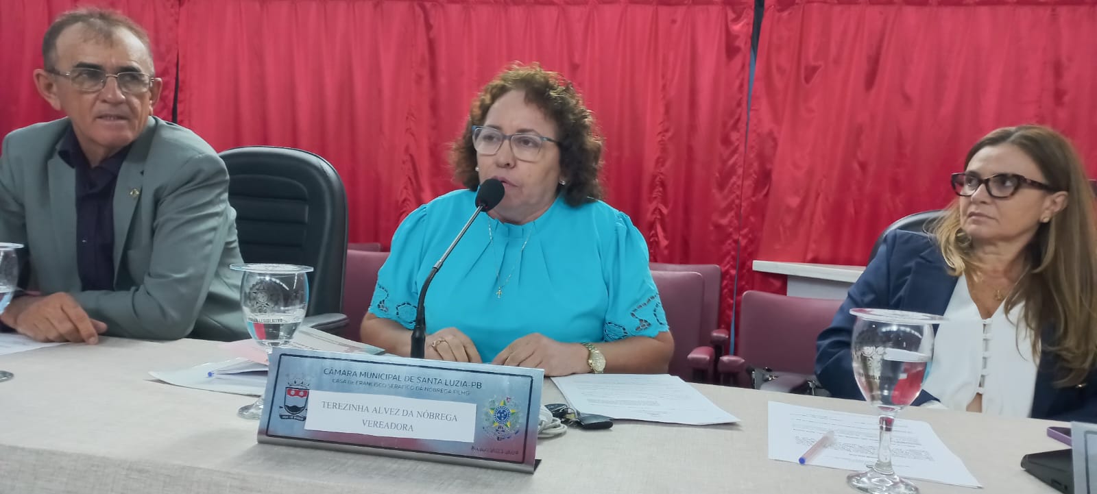 Tereza Nóbrega toma posse na Câmara de Vereadores
