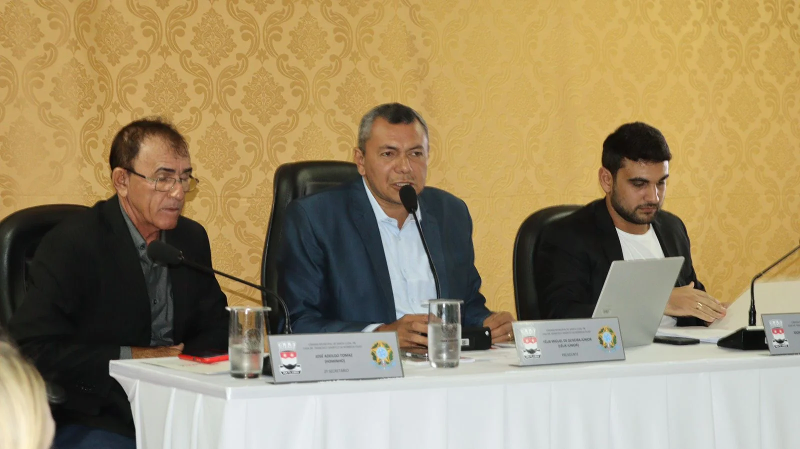 Câmara Municipal de Santa Luzia aprova reajuste salarial dos servidores do Poder Legislativo acima do mínimo nacional