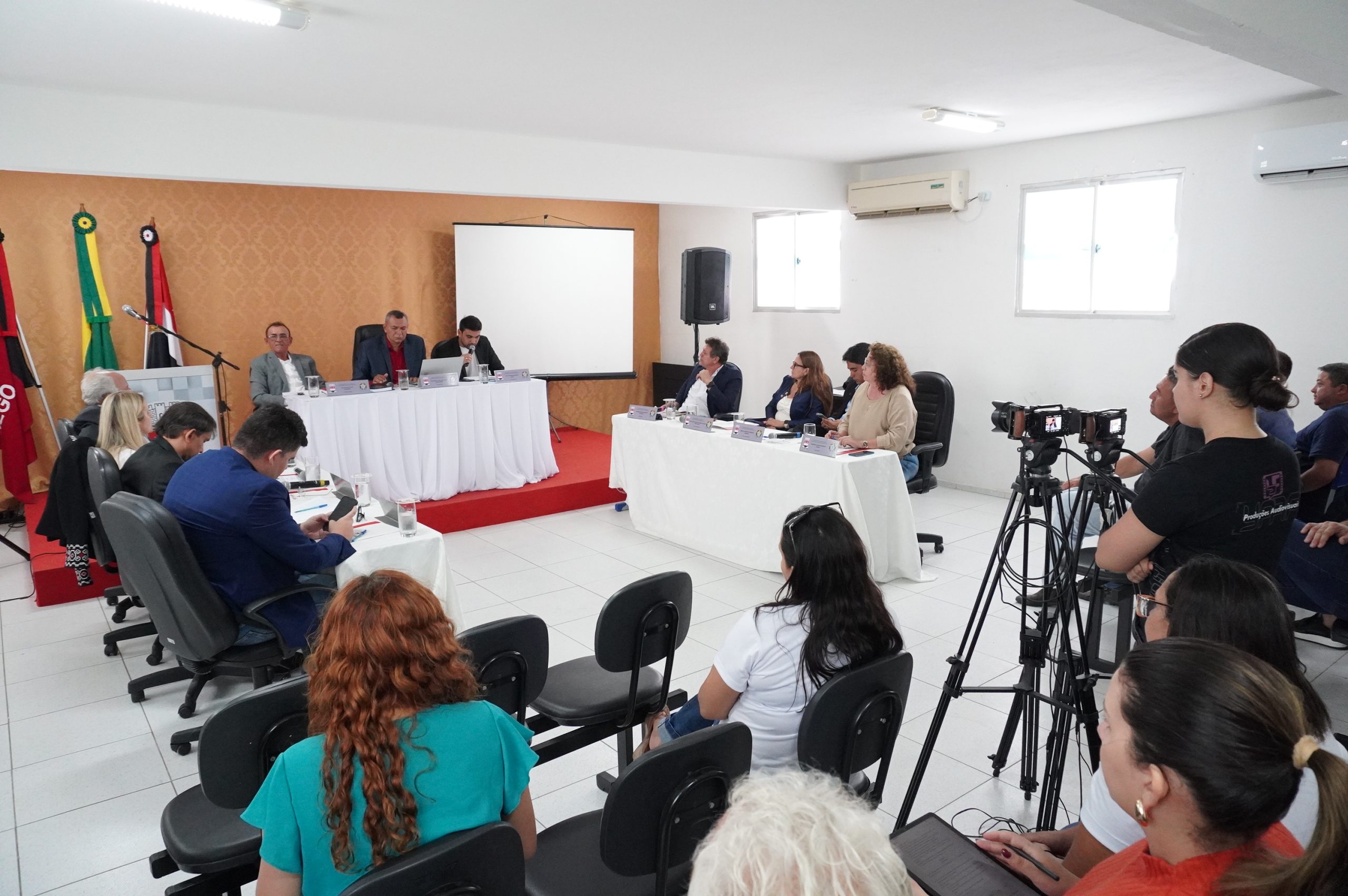 Câmara Municipal de Santa Luzia realiza sessão de abertura da Legislatura 2025-2028