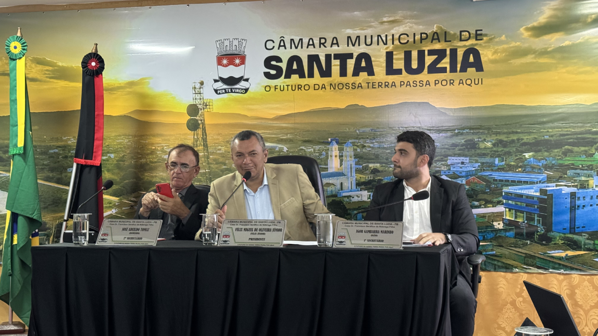 Vereadores aprovam projeto do Executivo que autoriza a criação do Ambulatório Veterinário Municipal Maria Renally